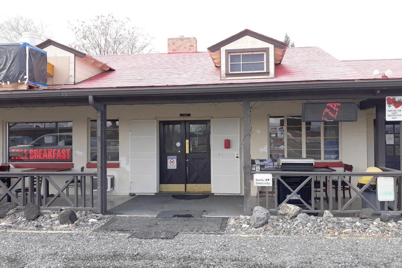 Hotel Lovelock Nv I-80 מראה חיצוני תמונה